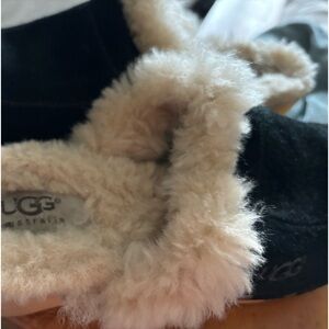 Ugg black suede clogs size 7 1/2